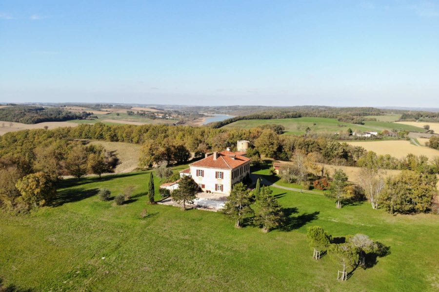 Maison De Maître on 17 Ha of Land With Splendid Views