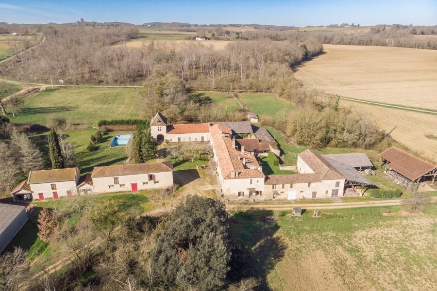 Large Country Estate With Extensive Outbuildings