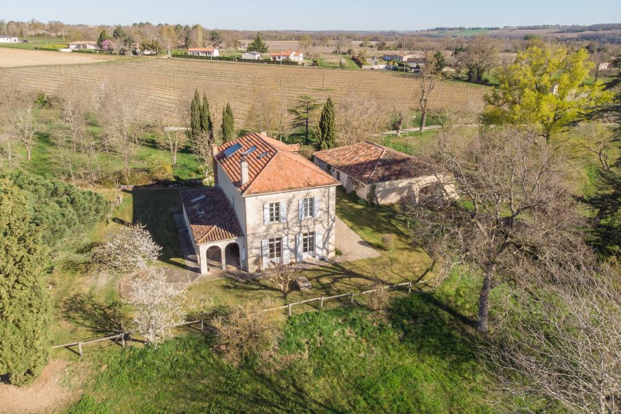 Light Filled Manor On Nearly 10 Hectares